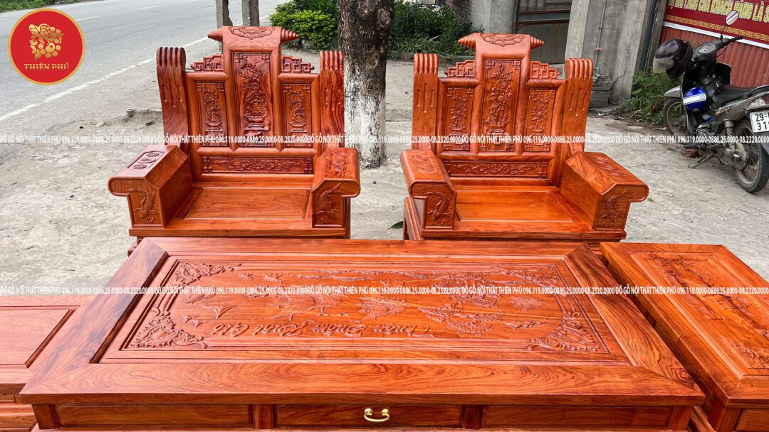 Bộ bàn ghế Á Âu hộp với chất liệu 100% gỗ hương đá vô cùng chất lượng