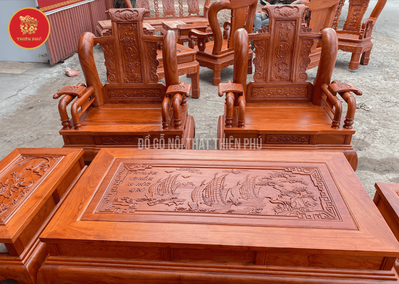 Ưu điểm nổi bật của bộ bàn ghế gỗ hương đá tại Đồ Gỗ Thiên Phú