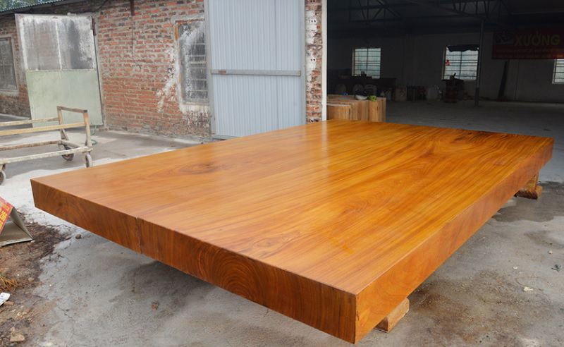 Bộ sập gỗ gõ đỏ thiết kế đơn giản nhưng được đánh giá cao bởi độ bền đẹp, chắc chắn